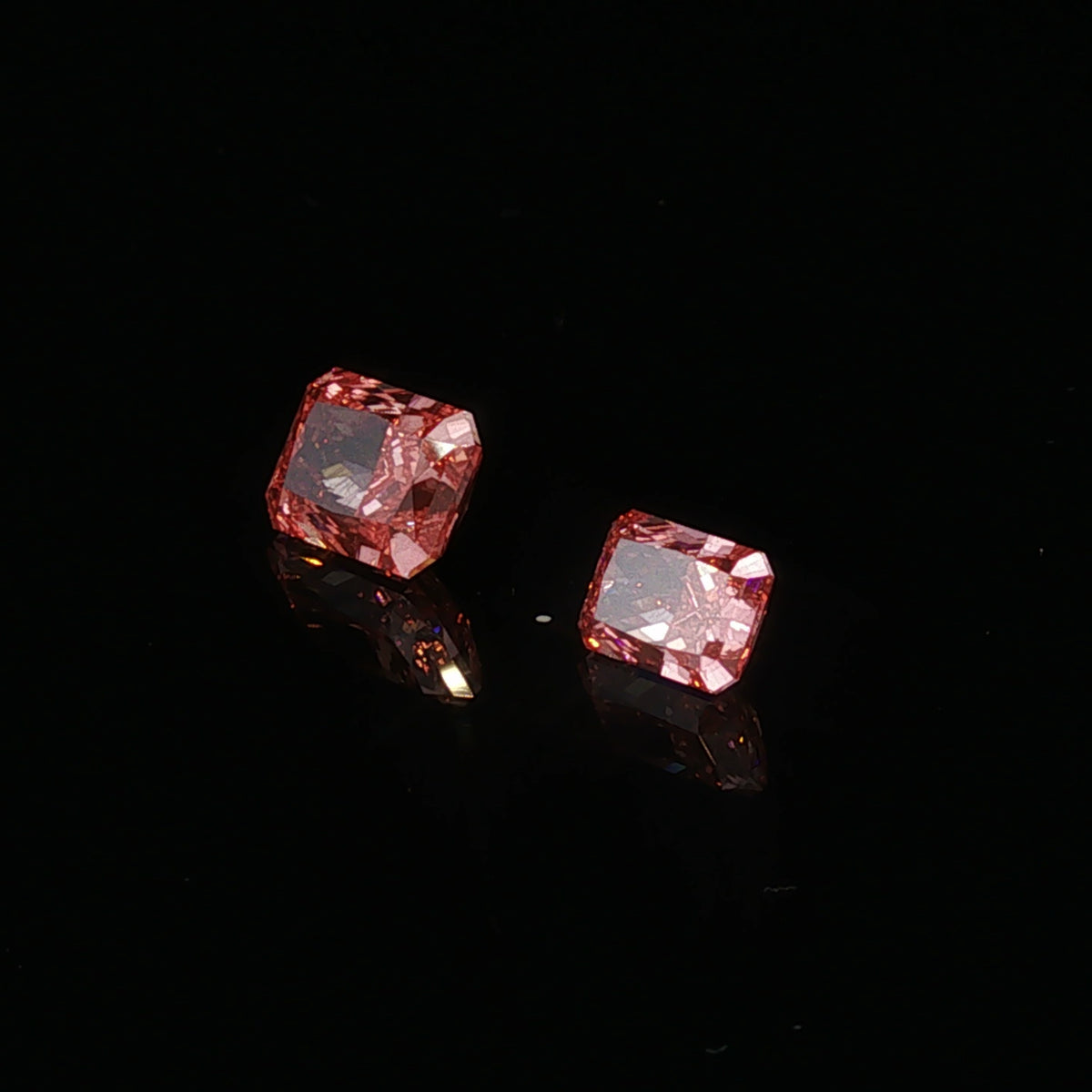 Love Chosen — 3.04 ct + 1.66 ct Fancy Vivid Pink Diamond Pair