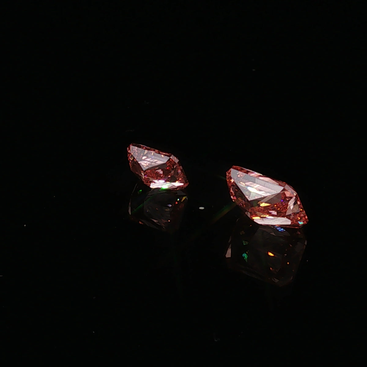 Love Chosen — 3.04 ct + 1.66 ct Fancy Vivid Pink Diamond Pair