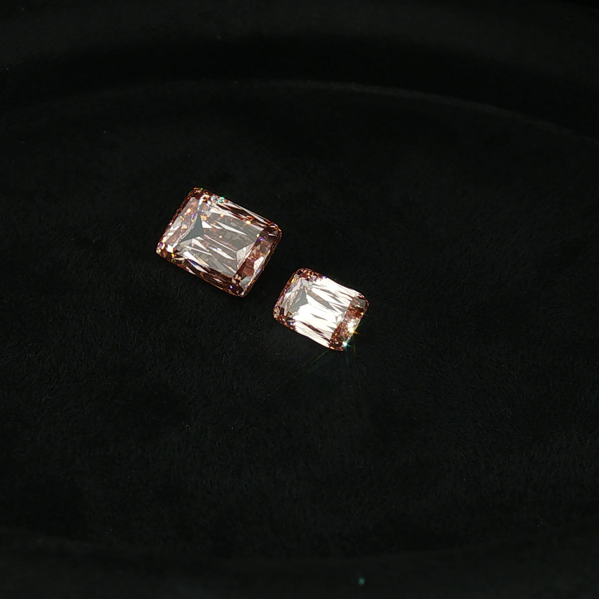 Love Chosen — 3.09 ct + 8.51 ct Fancy Vivid Pink Criss-Cut Diamond Pair