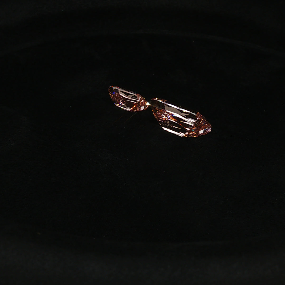 Love Chosen — 3.09 ct + 8.51 ct Fancy Vivid Pink Criss-Cut Diamond Pair