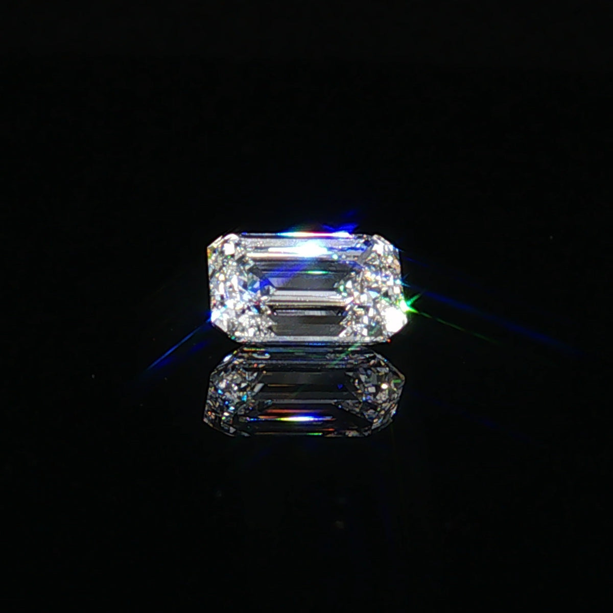 3.09 ct Lab-Grown Emerald E VVS 2