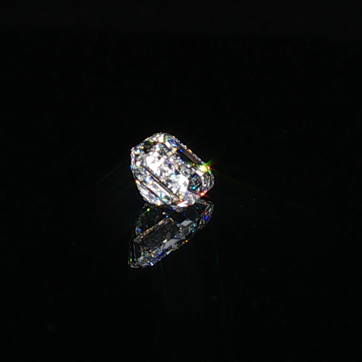 3.09 ct Lab-Grown Emerald E VVS 2