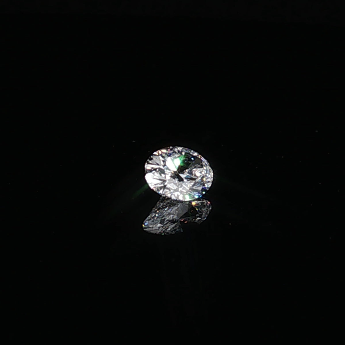 1 ct Lab-Grown Oval Brilliant E VVS 2
