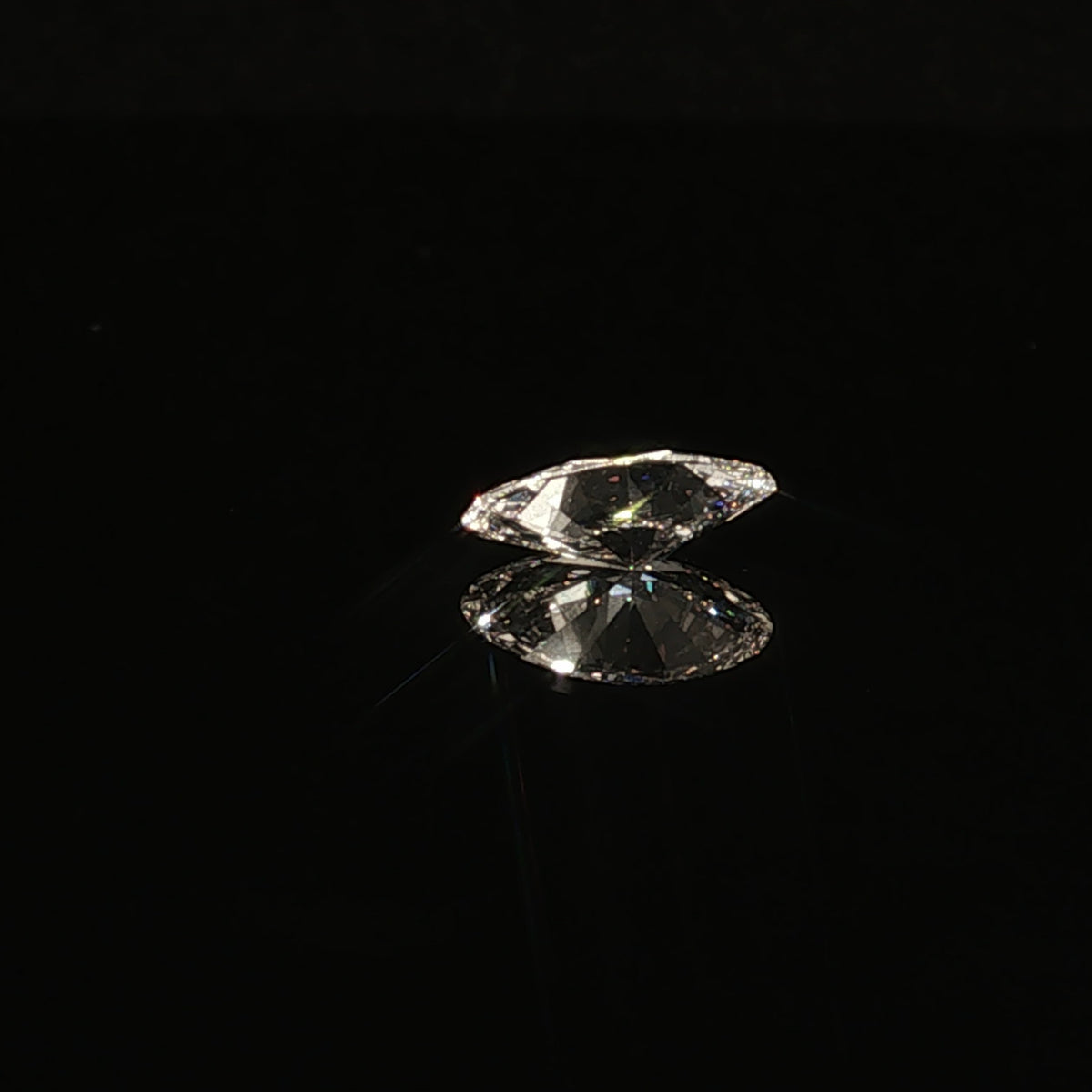 1.08 ct Lab-Grown Moval F VS 1