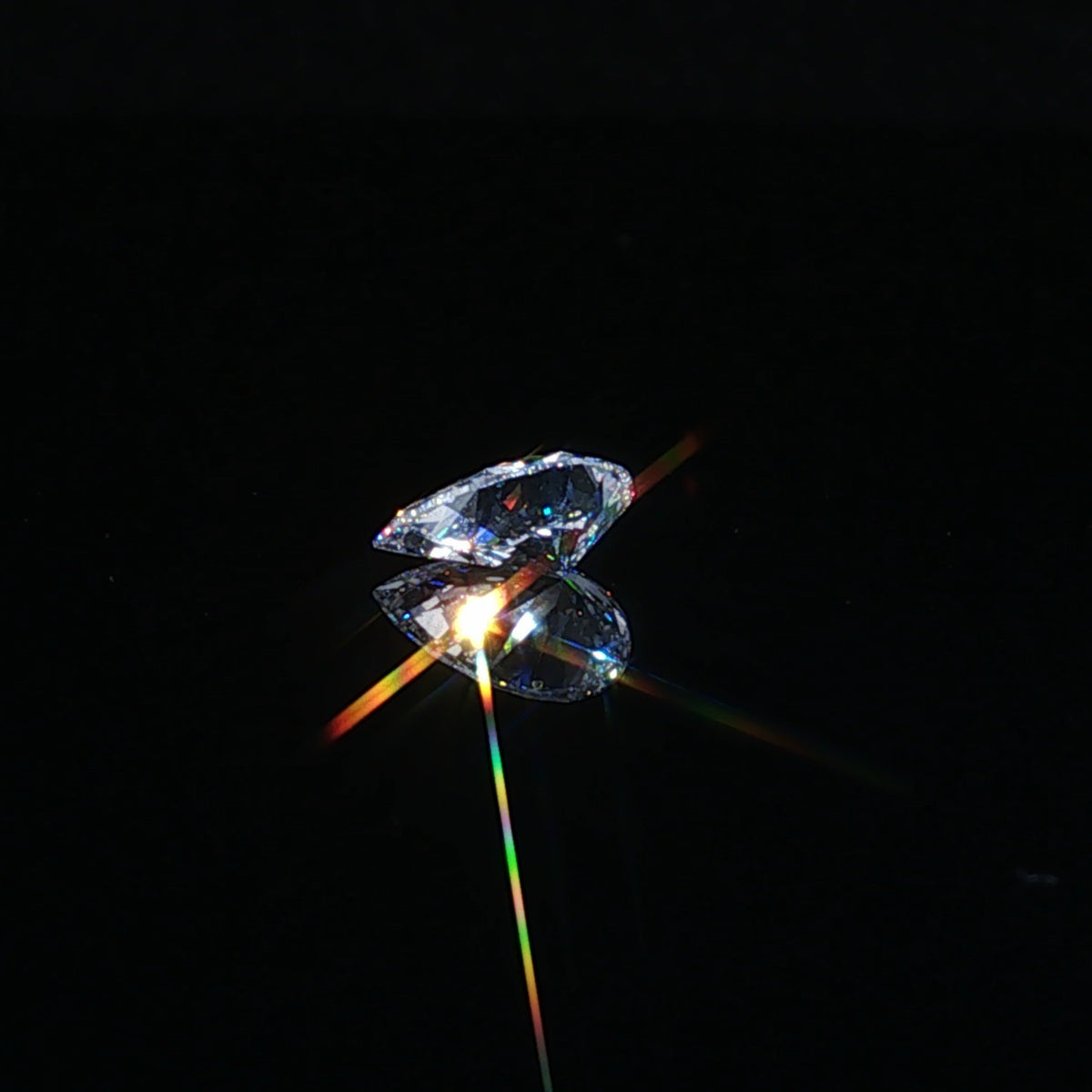 1.03 ct Lab-Grown Pear Brilliant E VVS 2