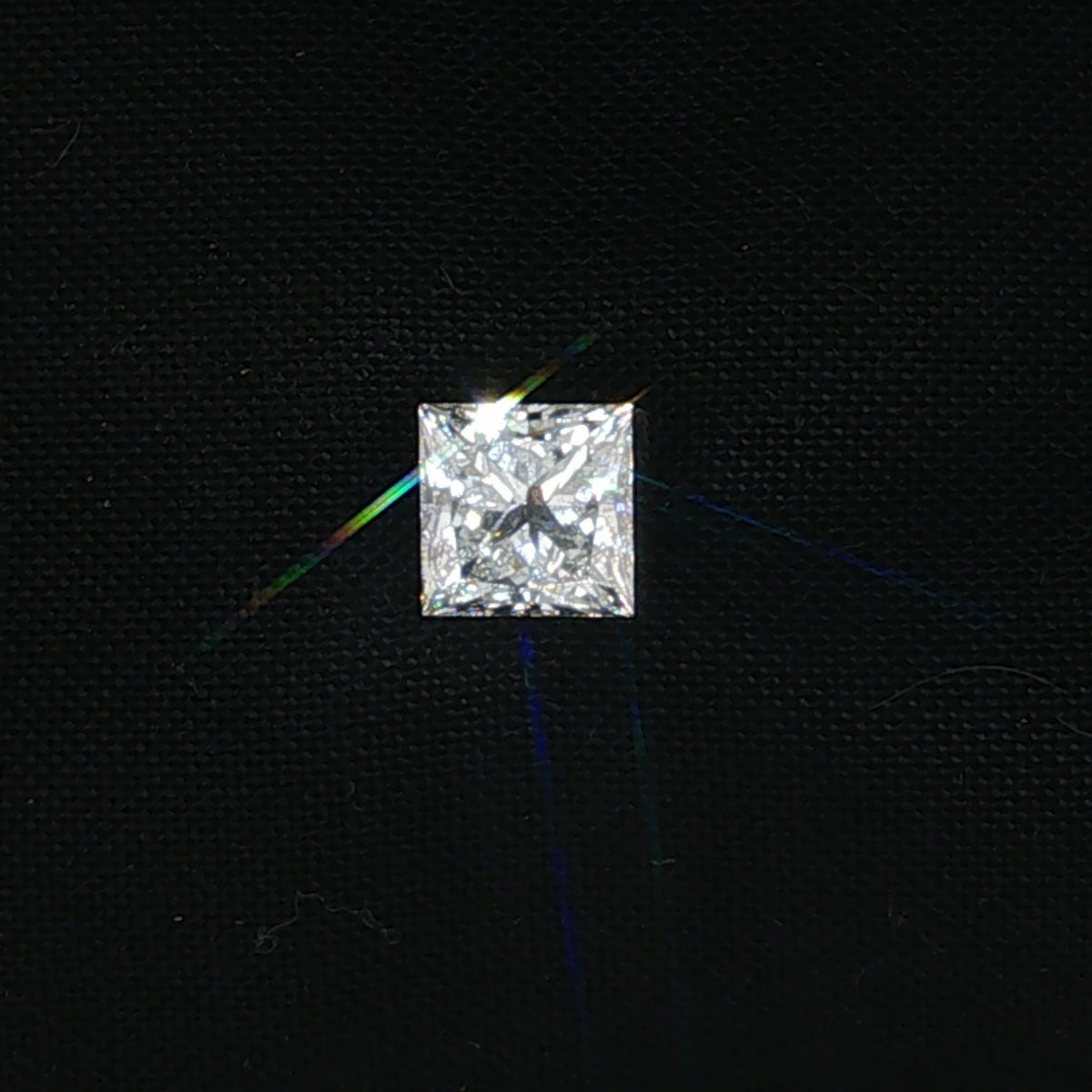2.1 ct Lab-Grown Princess E VVS 2