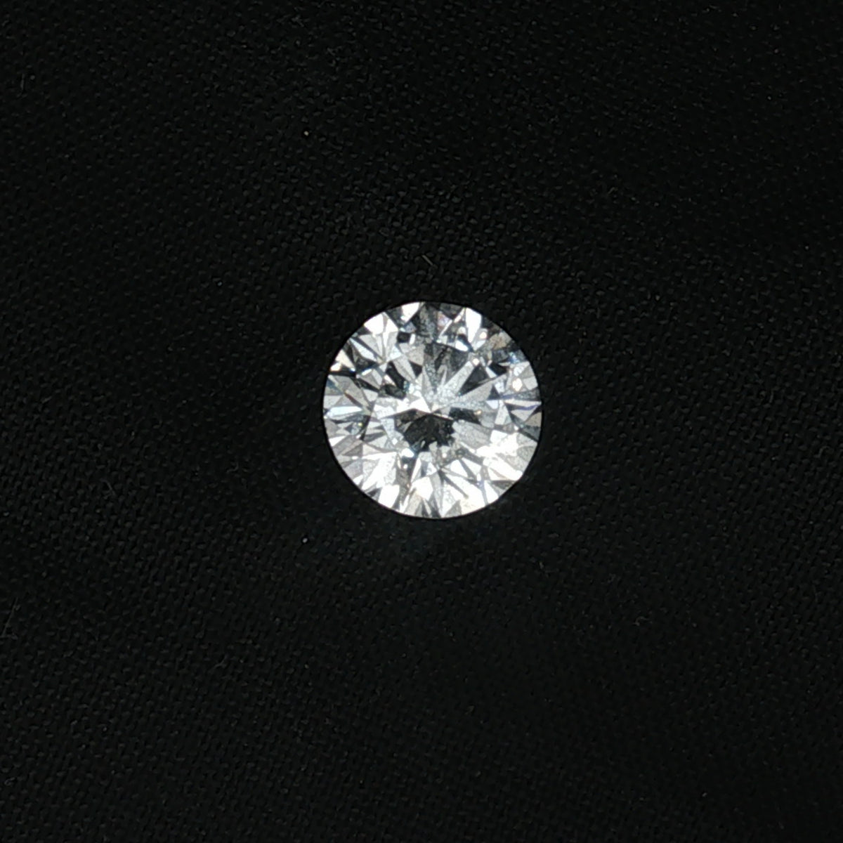 3.1 ct Lab-Grown Round Brilliant E VVS 2