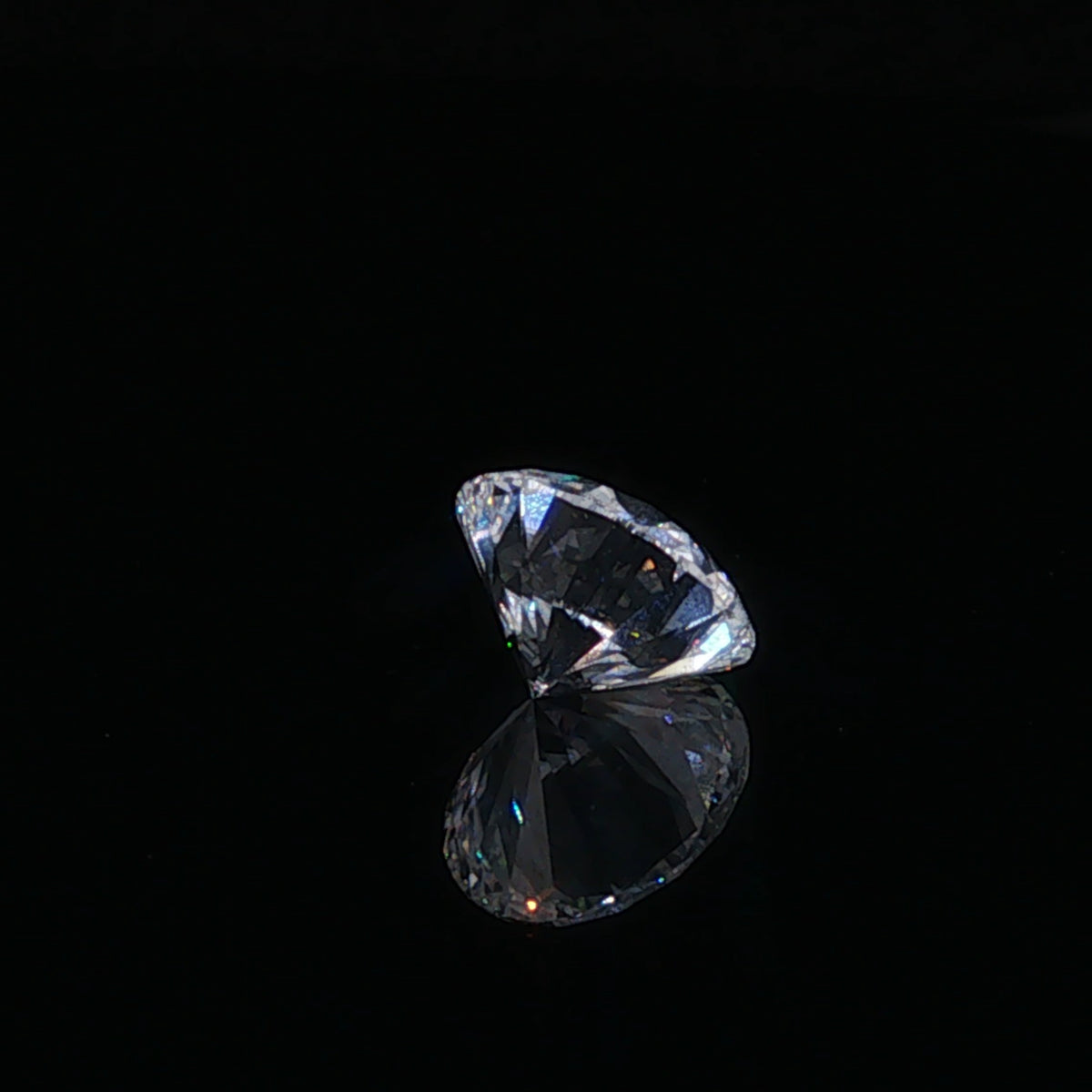 3.1 ct Lab-Grown Round Brilliant E VVS 2