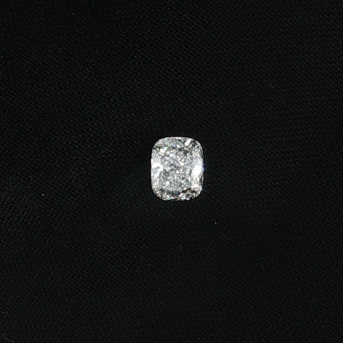 1.02 ct Lab-Grown Cushion Modified Brilliant E VS 1