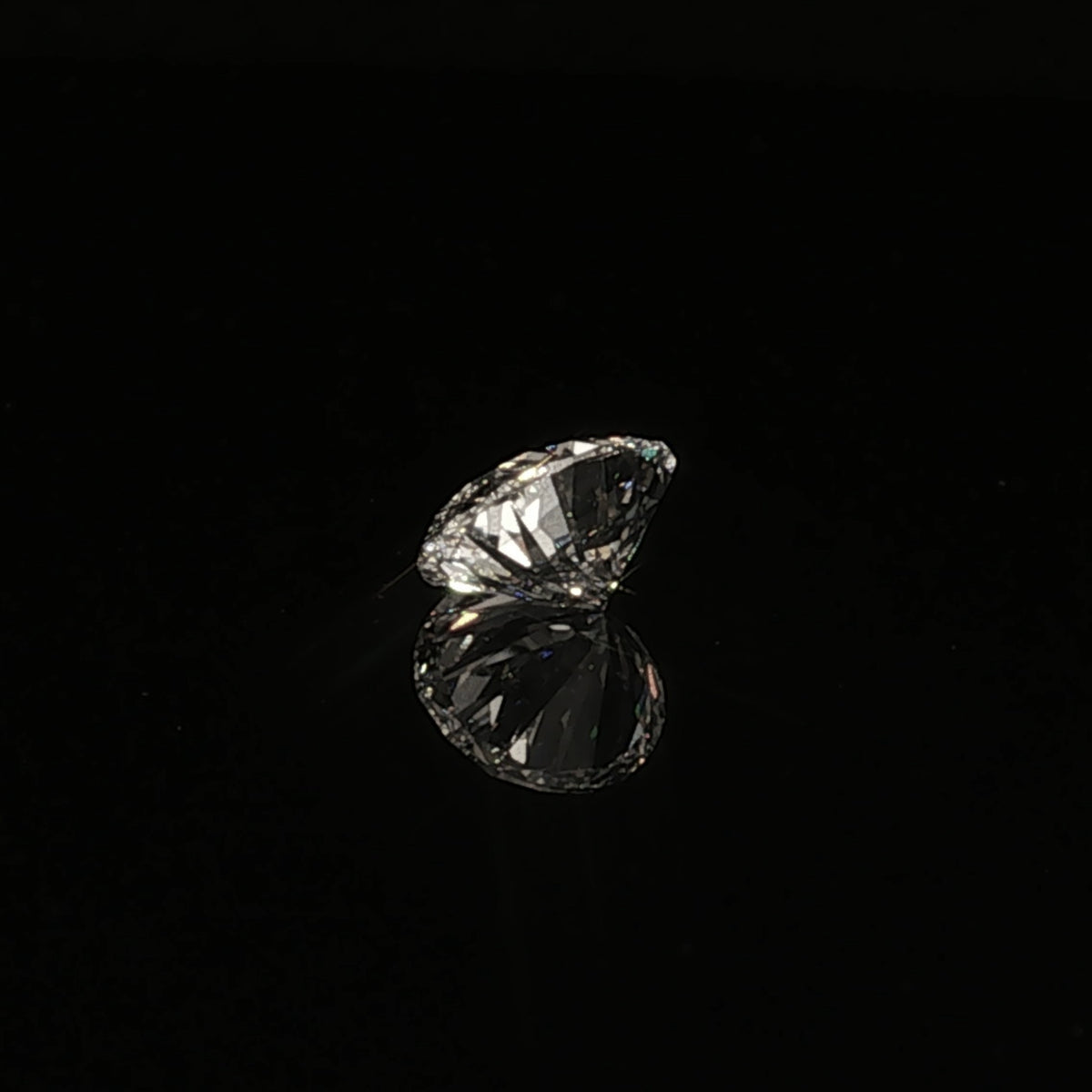 2.02 ct Lab-Grown Oval E VVS 2
