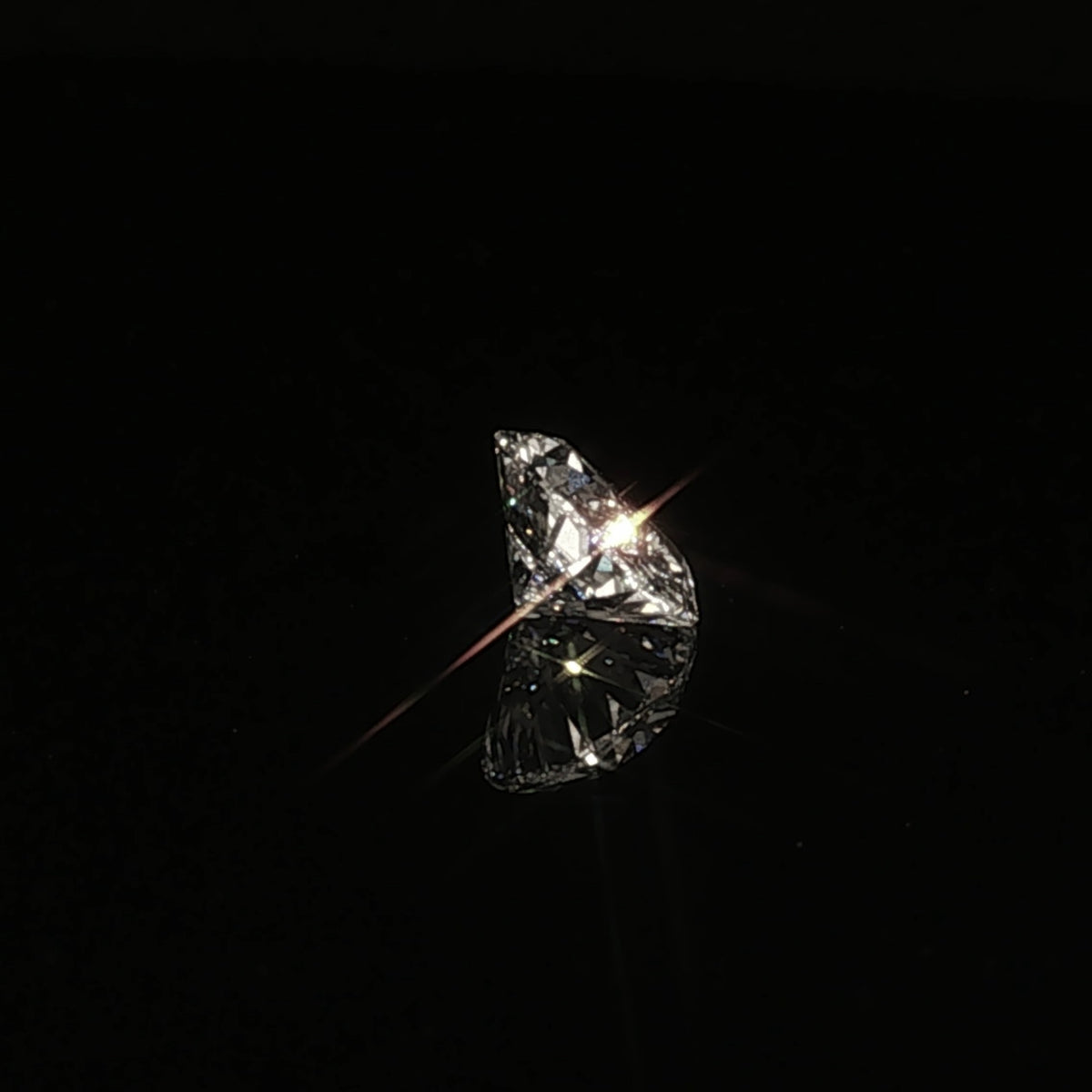 2.02 ct Lab-Grown Oval E VVS 2