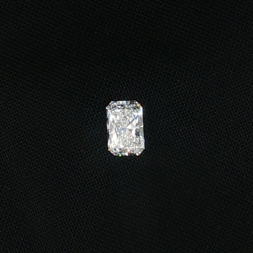 1.1 ct Lab-Grown Cut cornered rectangular modified brilliant E VVS 2