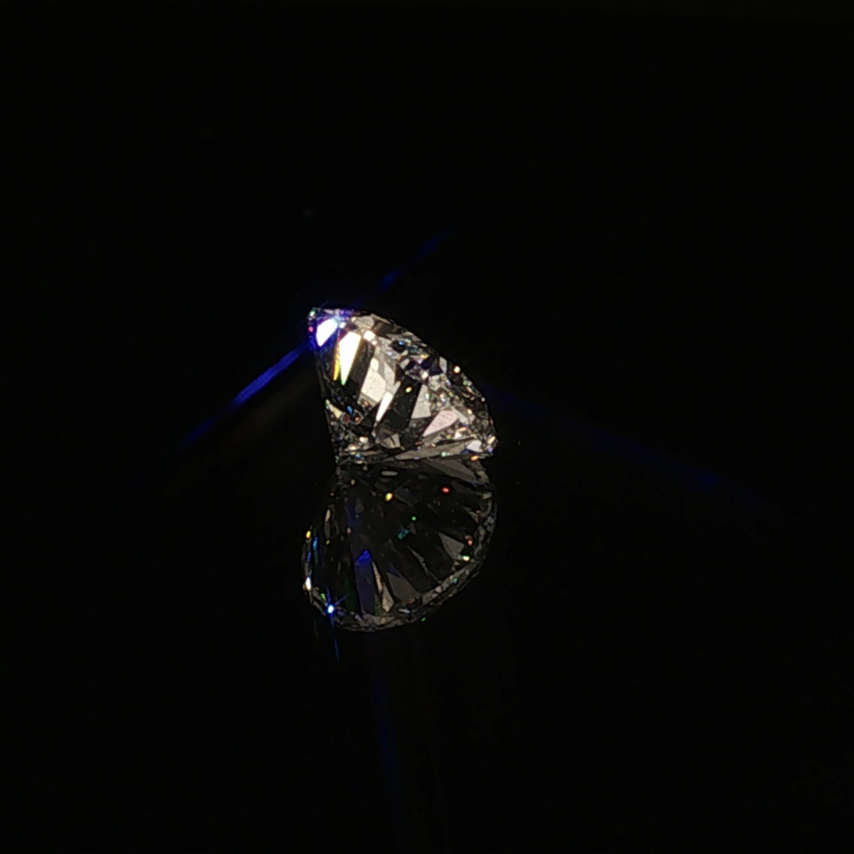 3.05 ct Lab-Grown Oval Brilliant D VS 1