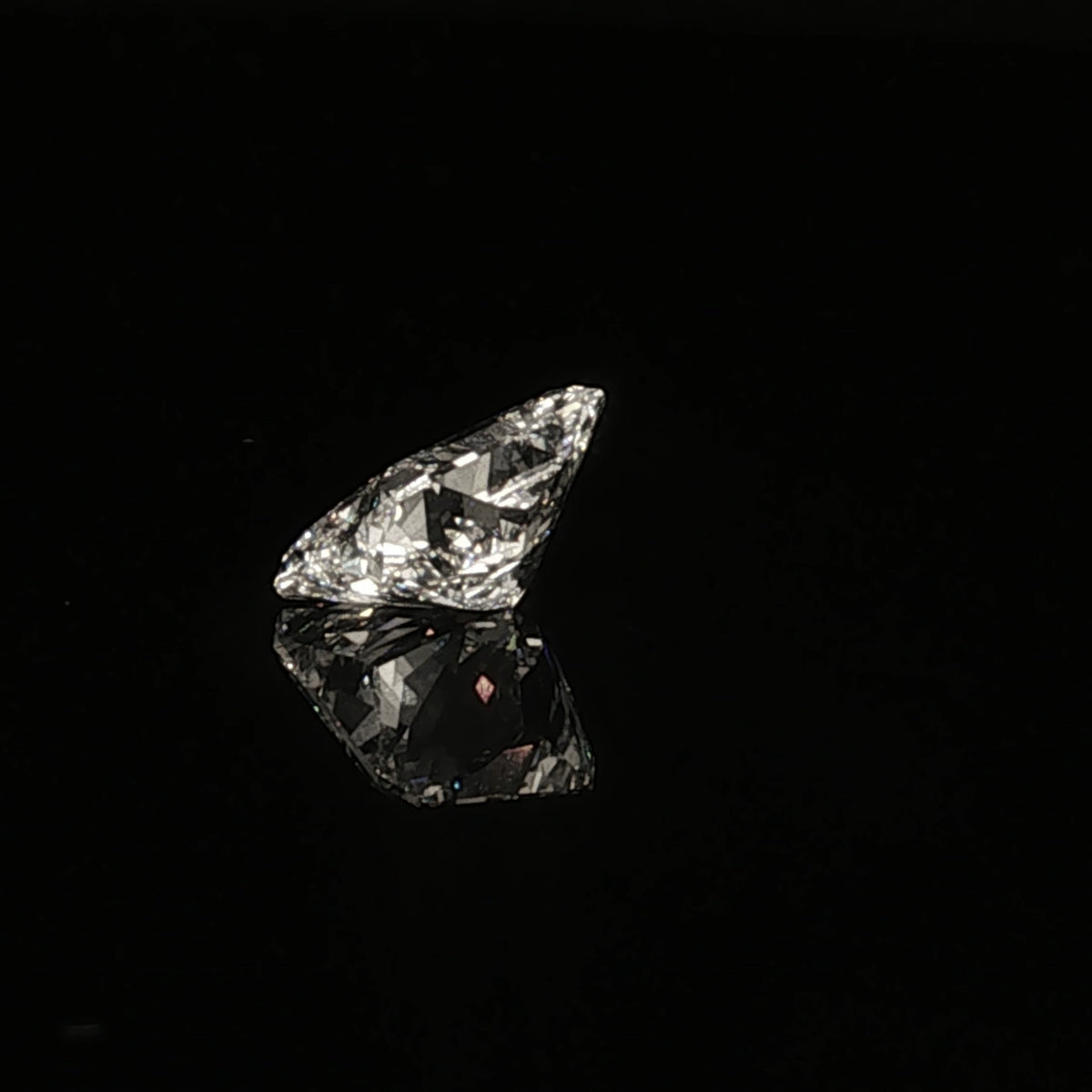 3.10 ct Lab-Grown Cut-Cornered Rectangular Modified Brilliant G VVS2
