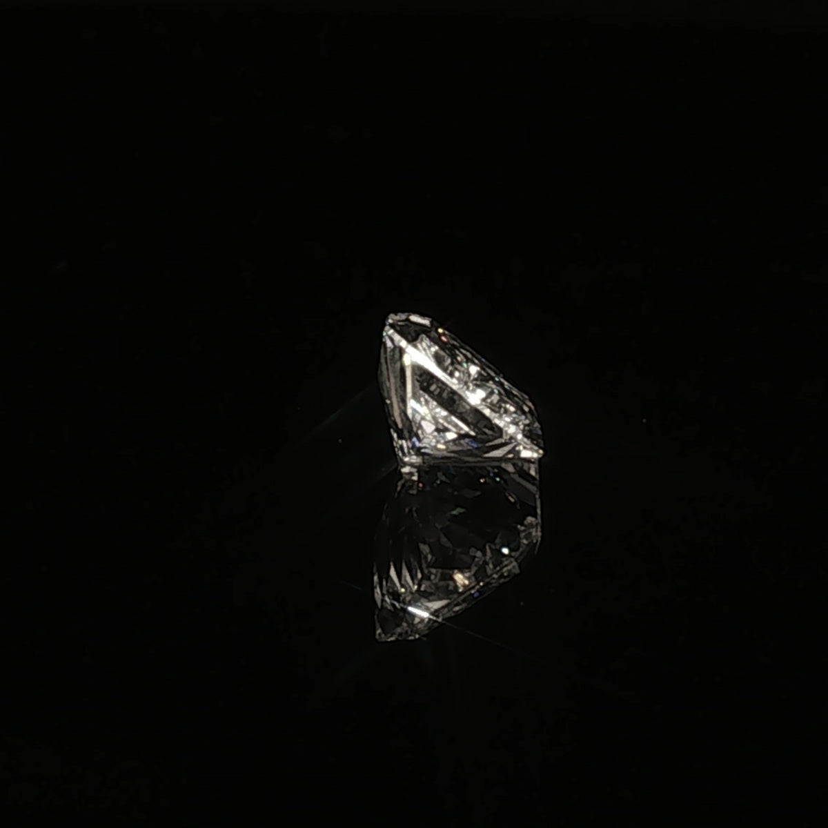 3.10 ct Lab-Grown Cut-Cornered Rectangular Modified Brilliant G VVS2