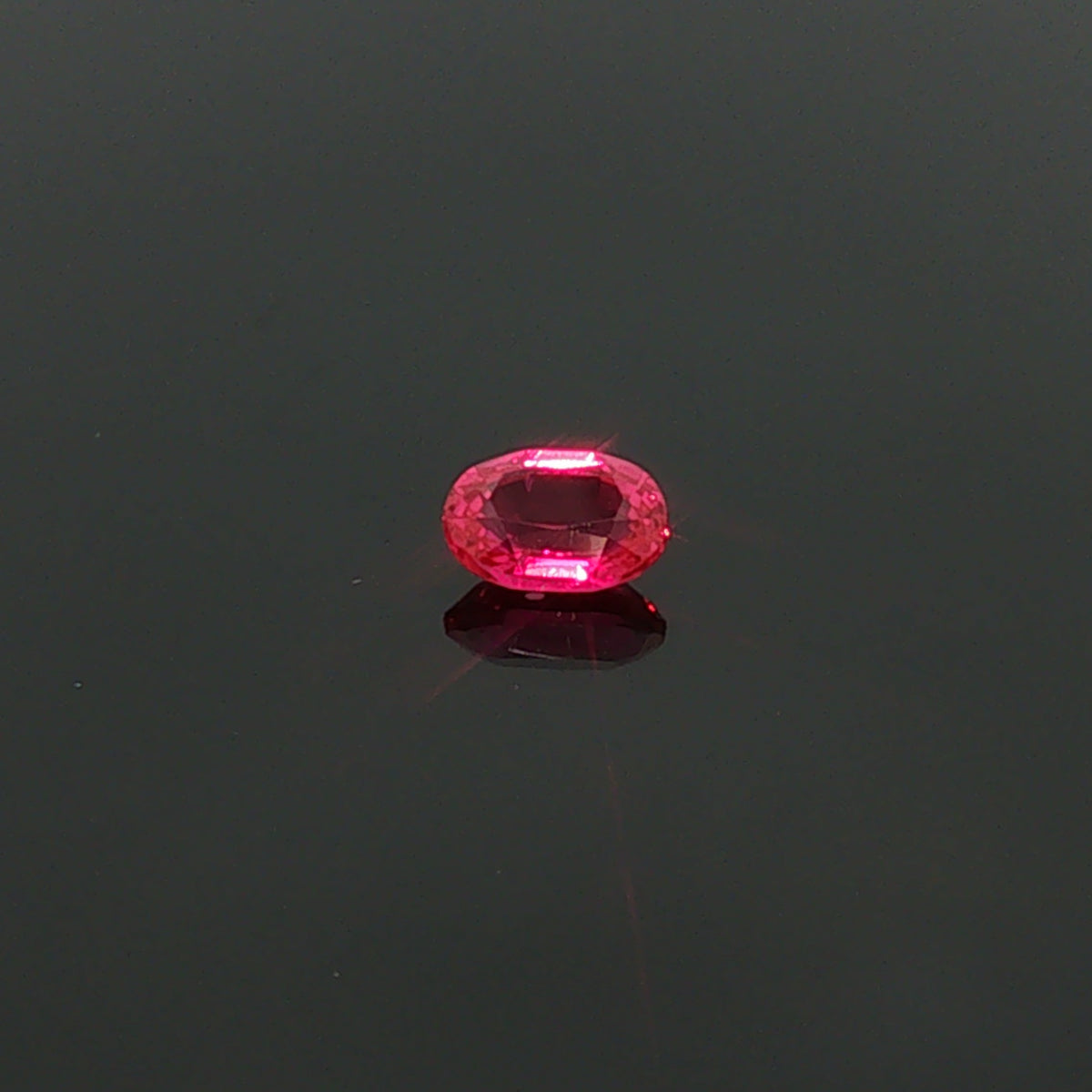 1.04 ct Lab-Grown Purplish Red Oval Mixed Cut