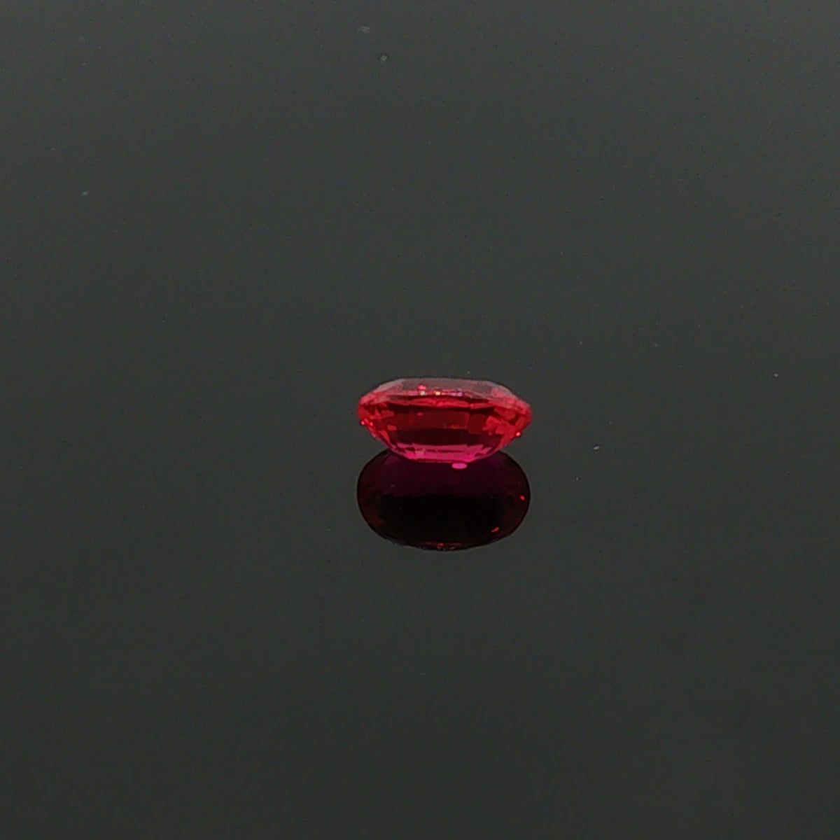 1.04 ct Lab-Grown Purplish Red Oval Mixed Cut