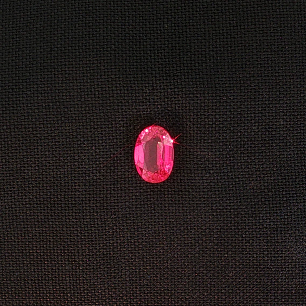 1.04 ct Lab-Grown Purplish Red Oval Mixed Cut