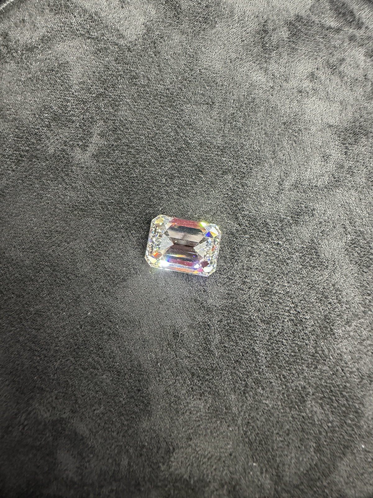 7.12 ct Lab-Grown Emerald Cut E VVS 2
