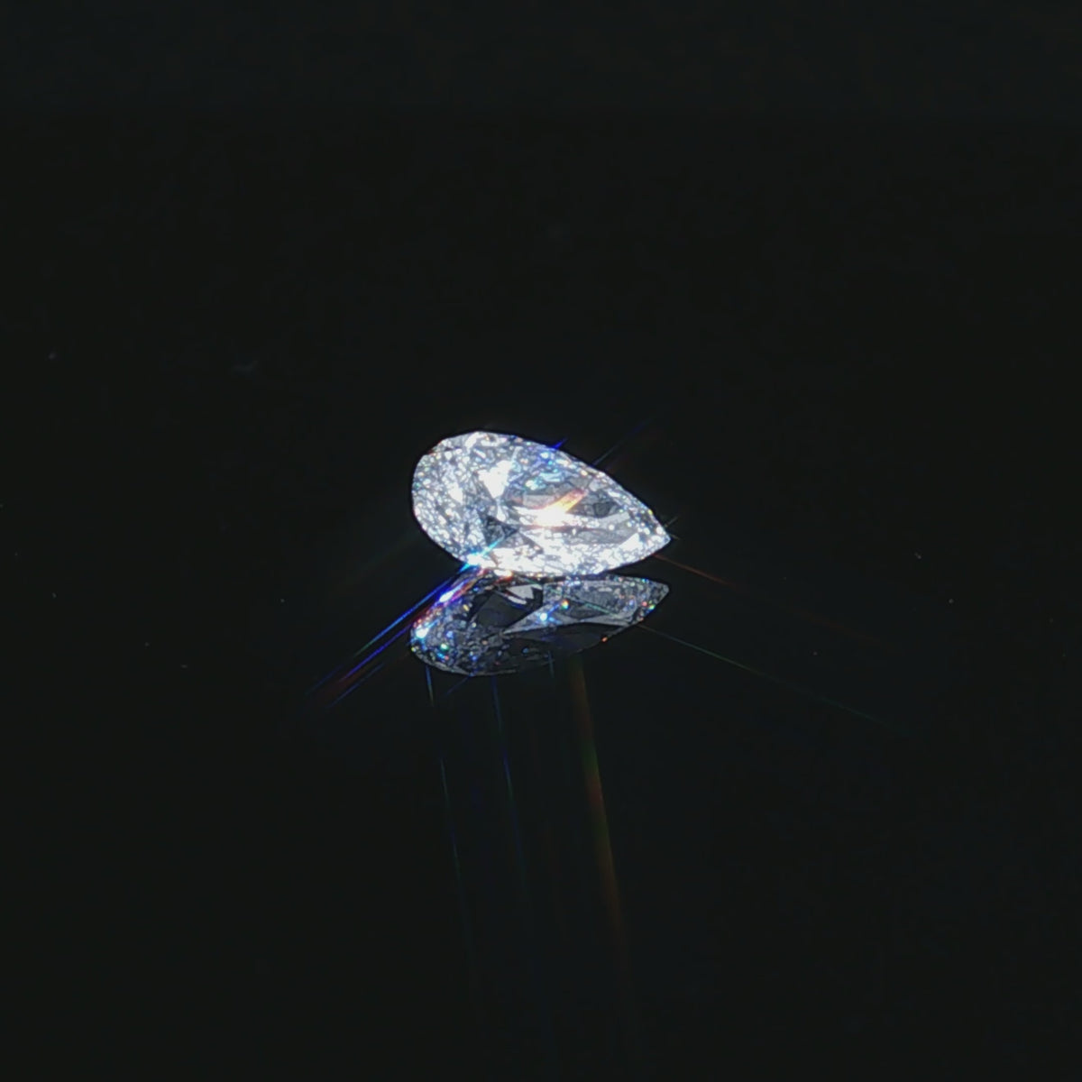 1.03 ct Lab-Grown Pear Brilliant E VVS 2