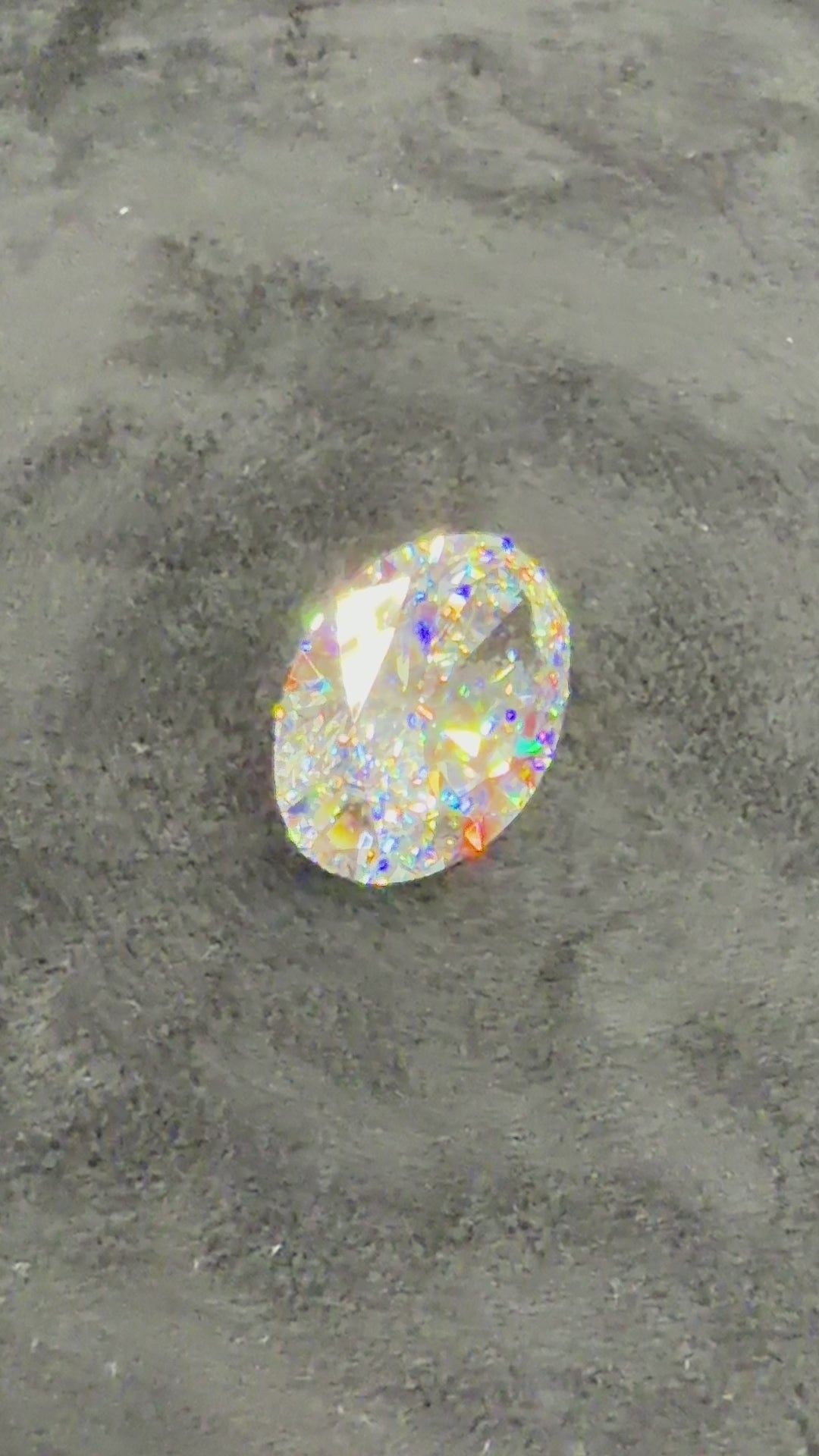 9.25 ct Lab-Grown Oval E VS 1