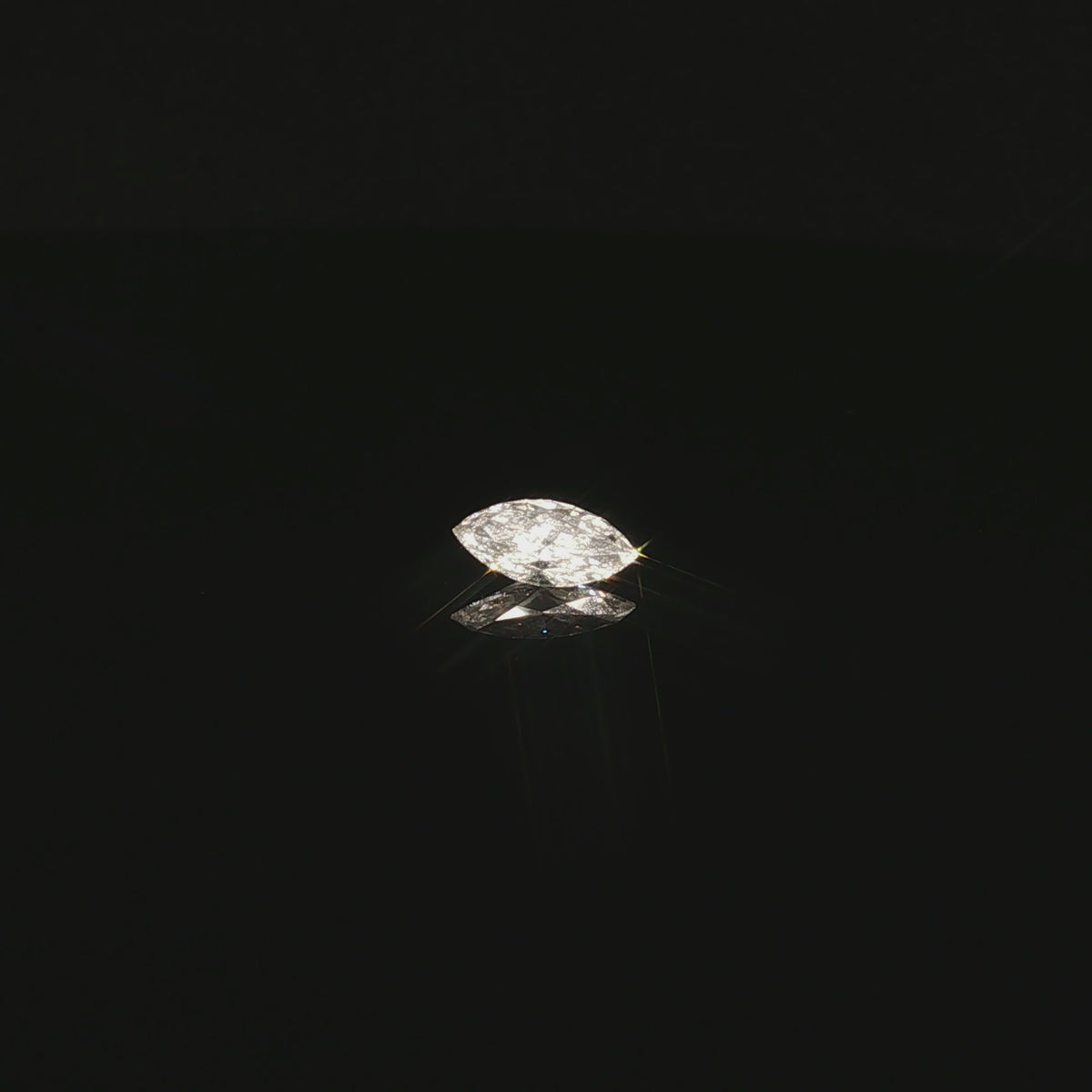 1.09 ct Lab-Grown Marquis Brilliant E VVS 2