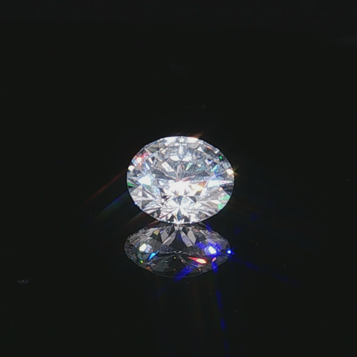 3.1 ct Lab-Grown Round Brilliant E VVS 2