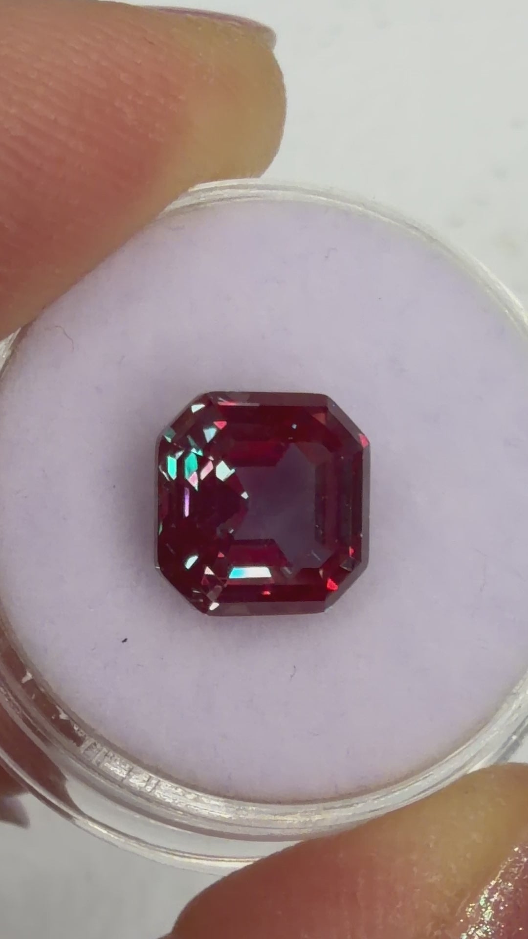 3.23 ct Laboratory-Grown Alexandrite Asscher-Cut Gemstone