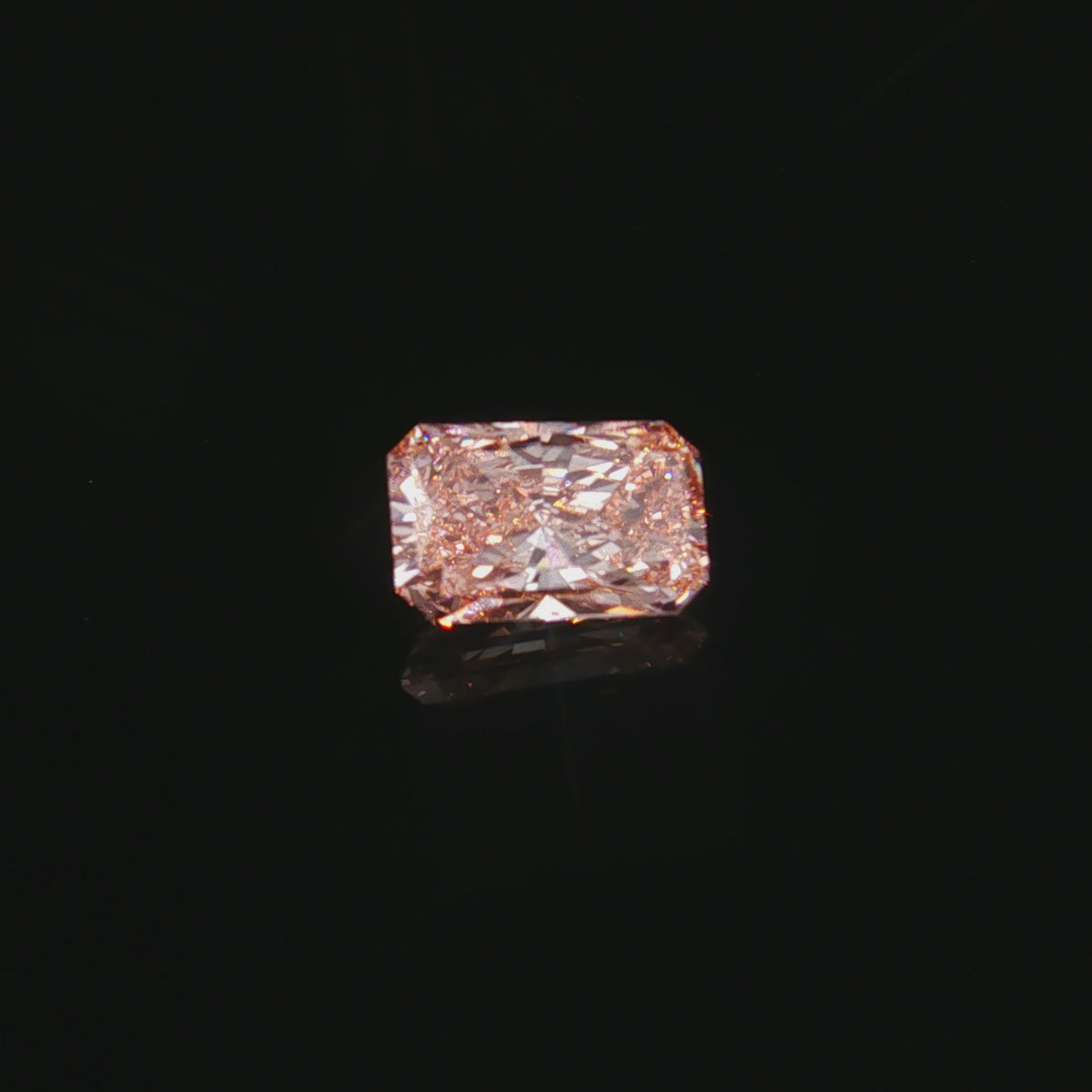 3.11 ct Lab-Grown Cut cornered rectangular modified brilliant Fancy Vivid Pink VVS 2
