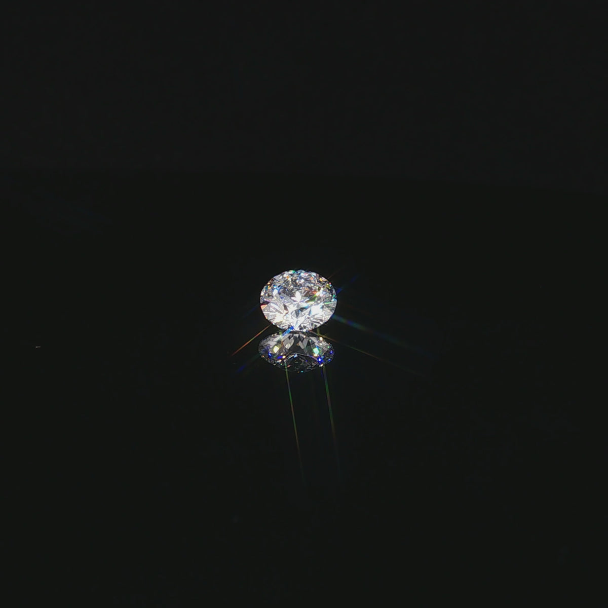 1.5 ct Lab-Grown Round Brilliant E VVS 2